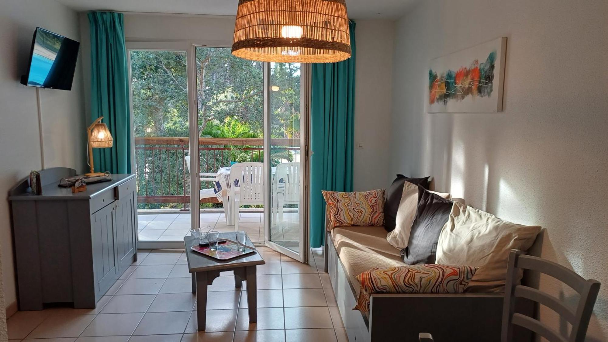 T2 Turquoise Ondres Plage Avec Piscine Et Tennis Luaran gambar